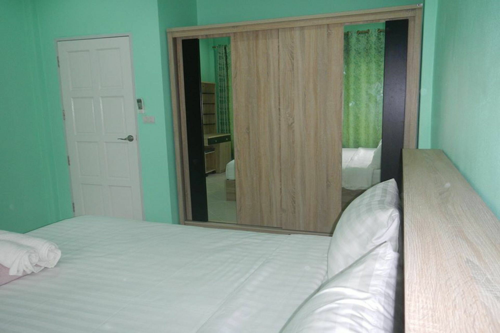 Pat'S Hideaway Bungalows ラヨーン エクステリア 写真